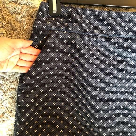 Ann Taylor Pencil Skirt - Picture 3 of 6